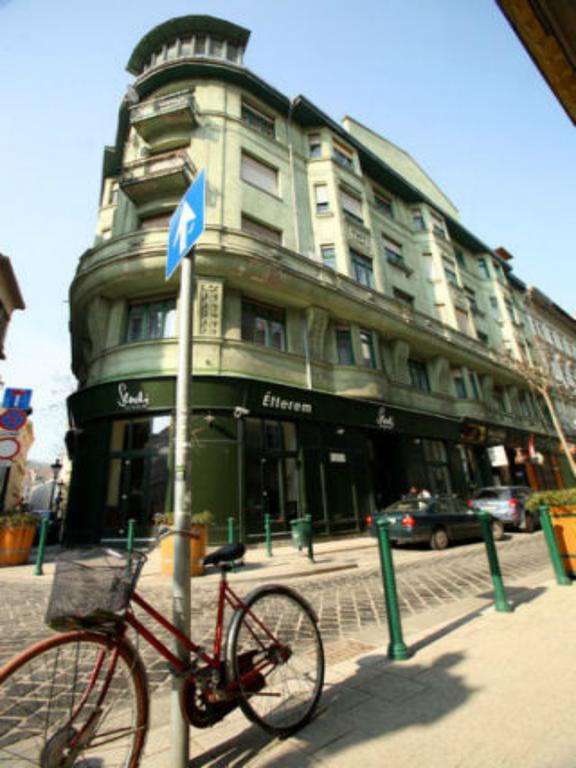 Club Apartments & Rooms Budapest Ruang foto
