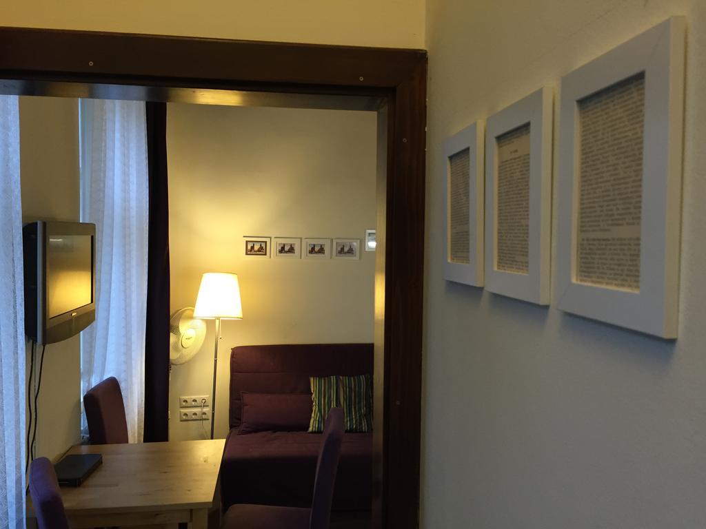 Club Apartments & Rooms Budapest Ruang foto