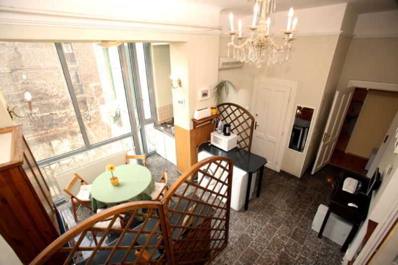 Club Apartments & Rooms Budapest Bagian luar foto